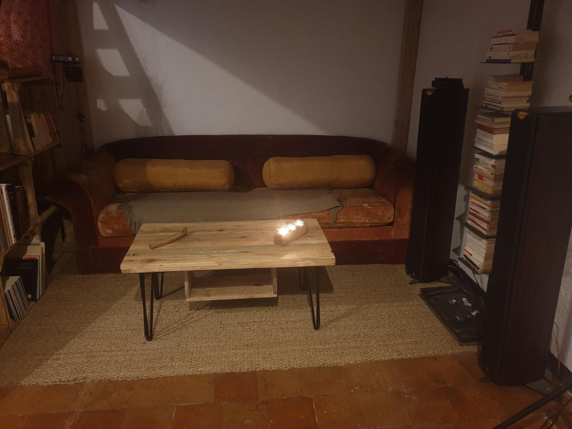 Charmant Appartement Coeur Village Provencal Lambesc Ruang foto